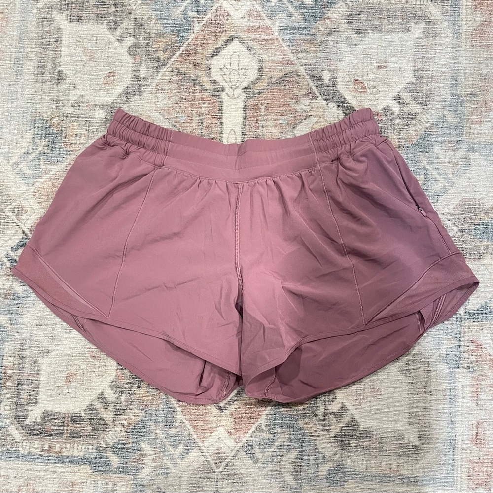 Lululemon Hotty Hot Short